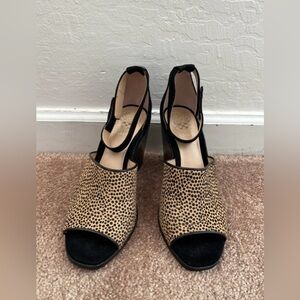 Vince Camauto Wedges